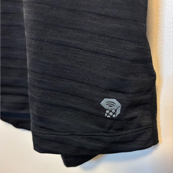 Mountain Hardwear | Ribbed Racer Back Tank | Size Medium - Picture 5 of 6